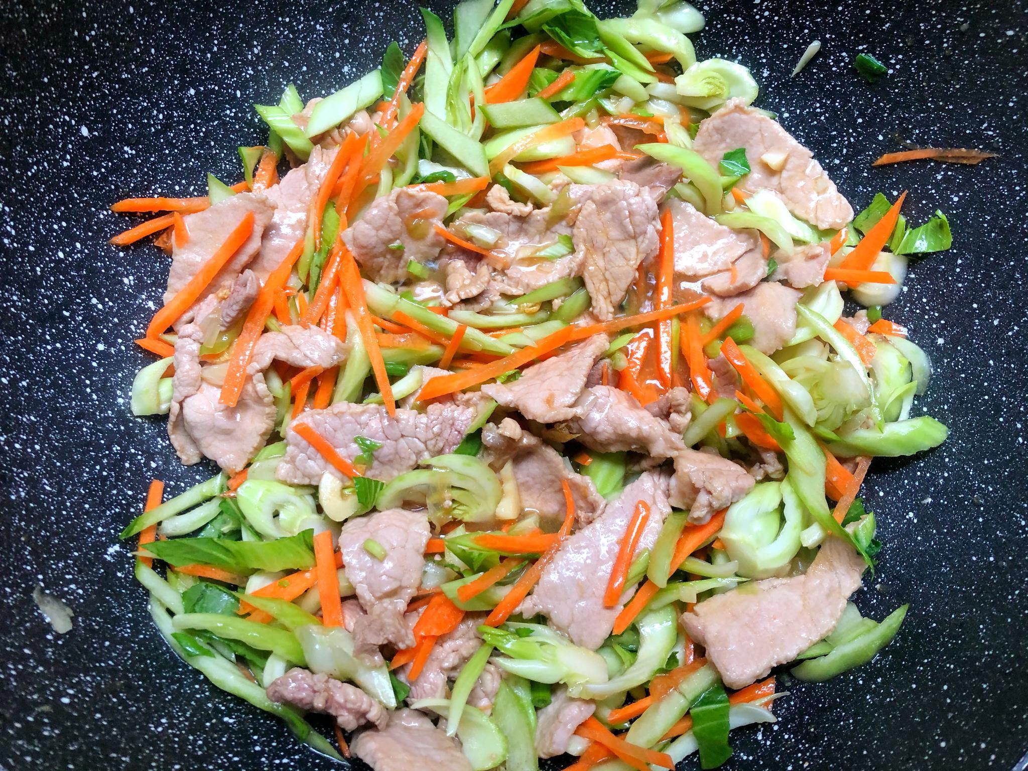 翻炒|早餐,我家就喜欢吃它,软糯鲜香,营养又美味