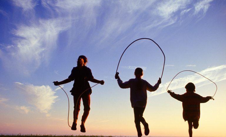 爸妈们|13岁男孩身高182厘米,一年疯长10厘米,他是如何做到的?