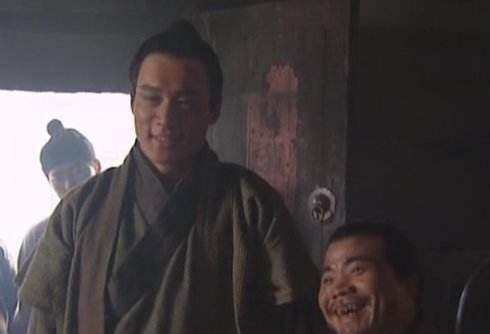 武艺#《水浒传》里,武松这种穷苦人家出身的人,从哪学来一身武艺!