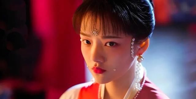  任敏|任敏，21岁，开始面对复杂｜百家故事