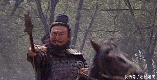 刀长|关羽的青龙偃月刀长啥样影视剧里大都拍错,三国刘关张兵器考