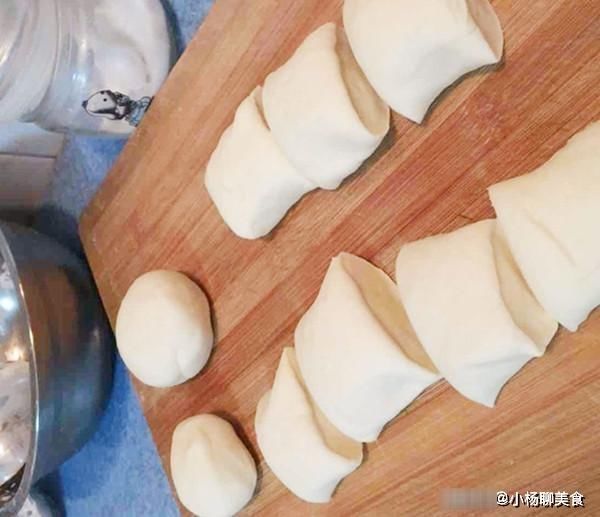 发酵|卖馒头的老奶奶说漏嘴，蒸馒头时，放点“它”，馒头又香又松软