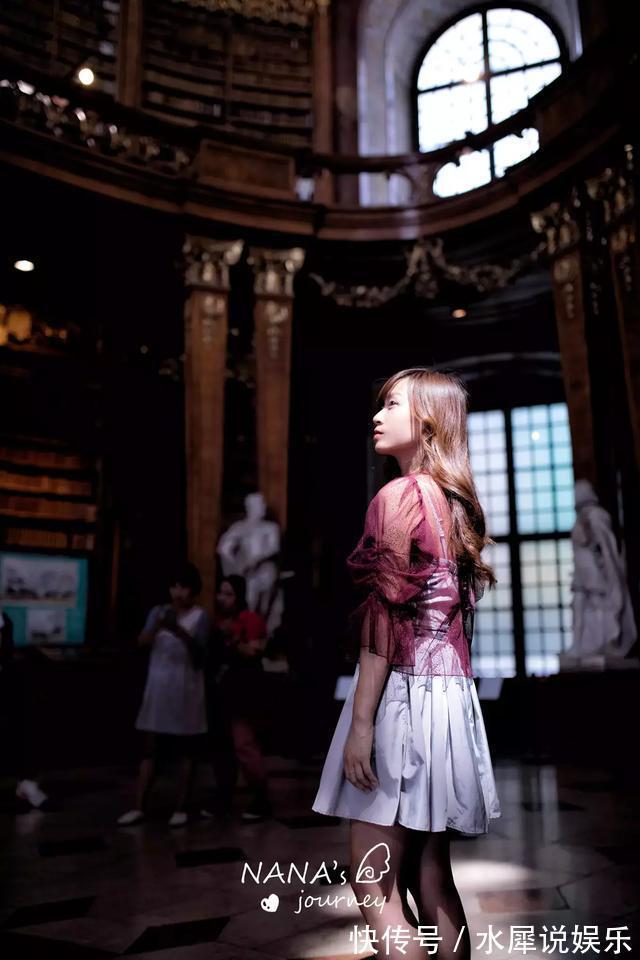 国家图书馆|欧洲曾经的皇家图书馆,如今巴洛克艺术殿堂,游客美的无心看书