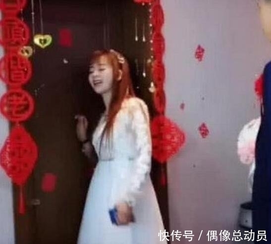 奇闻：新郎接亲门难开，前女友喊“不开娶俺了”，新娘乖乖妥协