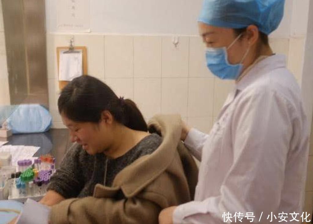 医护人员|孕妈进入产房,通常会经历3件“尴尬事”,第三件事让孕妈脸红