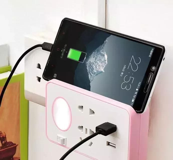 usb|越来越多人后悔装五孔插座了早该装个“爬墙器”，安全又美观