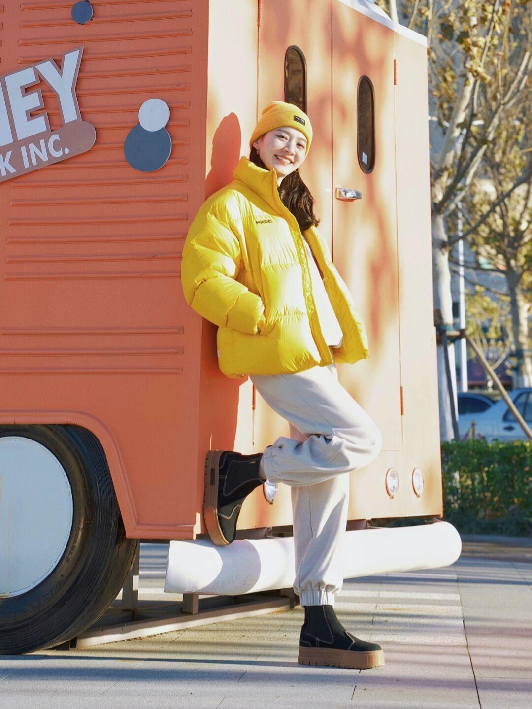 保暖|“羽绒服”撑起冬季的保暖与优雅,不老气、不扮嫩,穿出chic高级