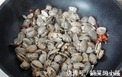 4g|炒花甲别再焯水了，只需1步，肉质鲜嫩无泥沙，香辣开胃超好吃