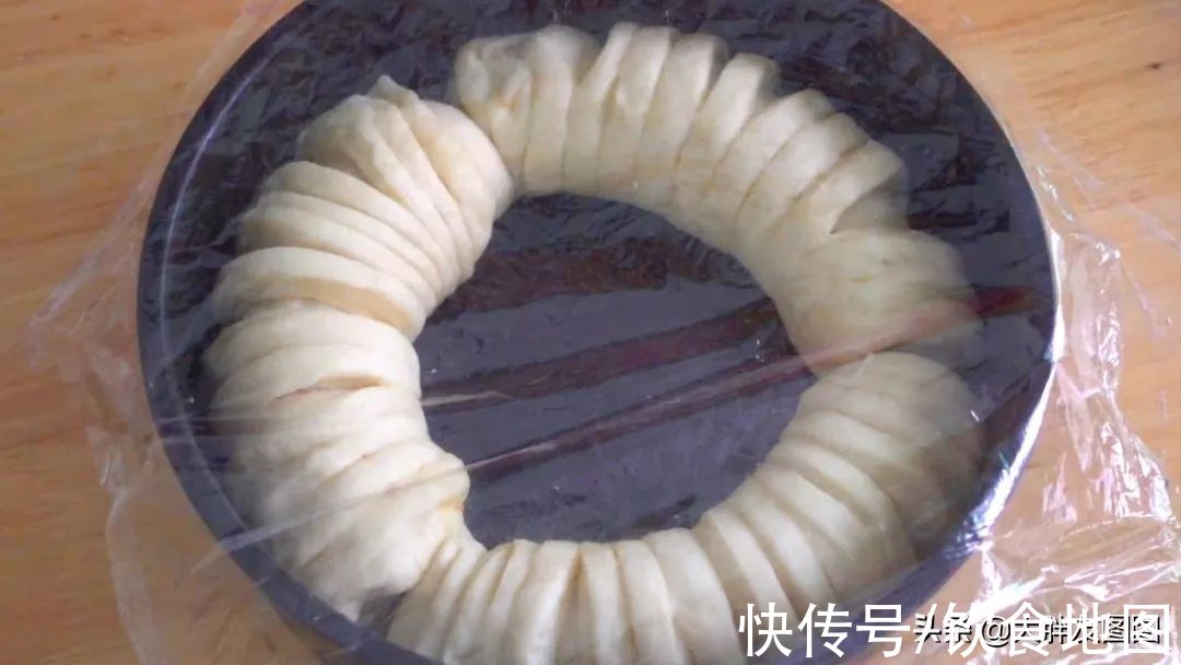 1包3味,面包也可盐可甜,拆到什么吃什么,惊喜与美味同享