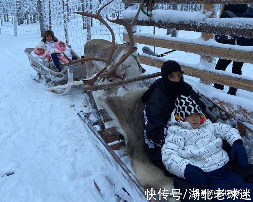 迷你羅|賢妻良母！喬妹帶娃過圣誕，一晚才1500，迷你羅和后媽差不多高了