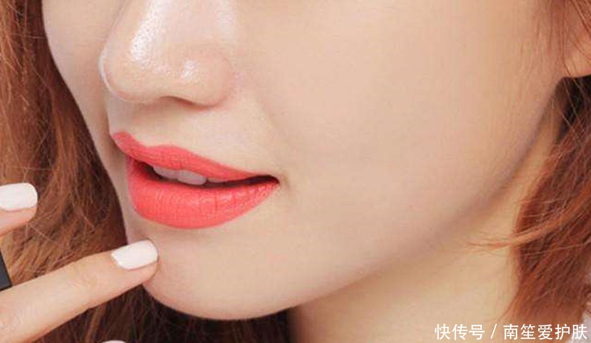 绝美的叠涂口红的方法,让你的妆容美出天际