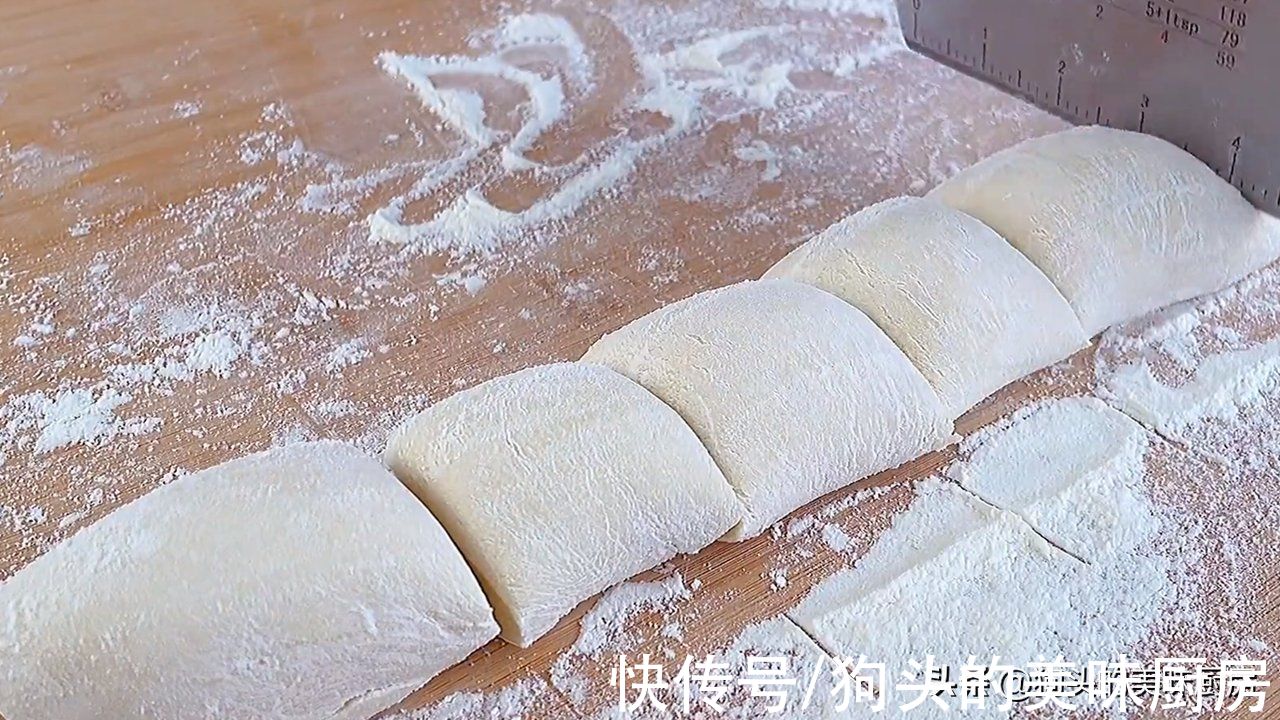 全家都爱吃的白菜做法，饭店卖20，在家成本5元，营养丰富又好吃