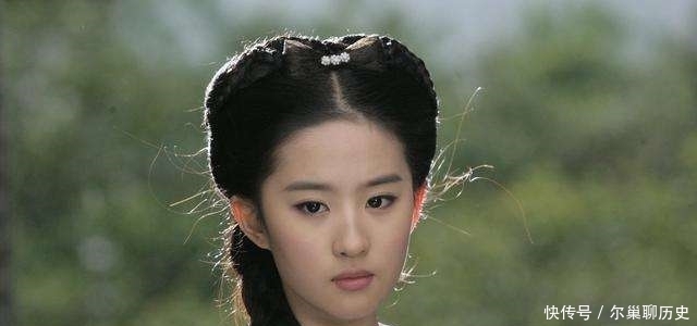 王语嫣和小龙女都是女神级别的!二人到底谁更加清新脱俗?