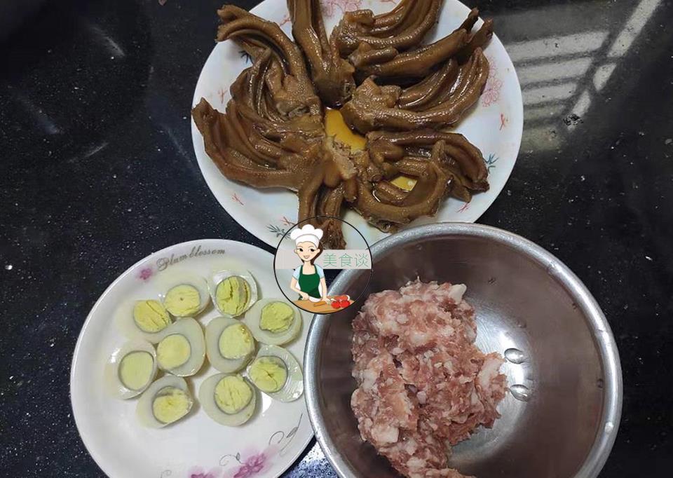 年夜饭必备此菜,蒸一蒸10分钟就好,好看好吃寓意好,待客有面子