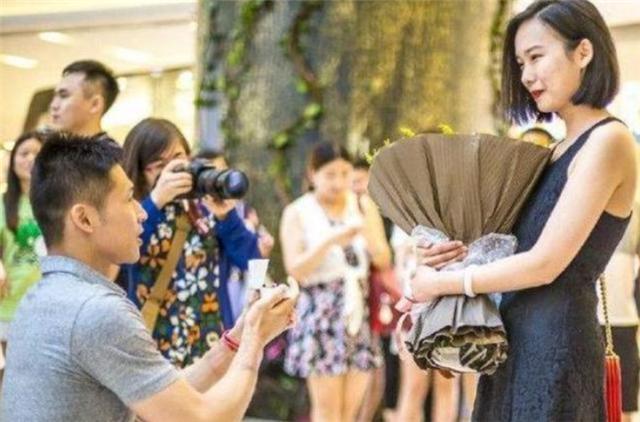 奥运冠军张成龙,出身普通却被富婆倒追,如今身价过亿生活甜蜜