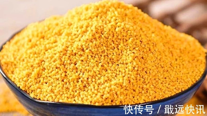 诀窍|熬小米粥时，记住不要直接加水煮，诀窍告诉你，米粥香浓、出油多