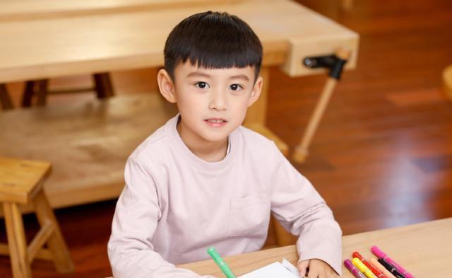 王筱铭|有种脸型的孩子,智商和情商比较高,但父母没引导好,娃易变自卑