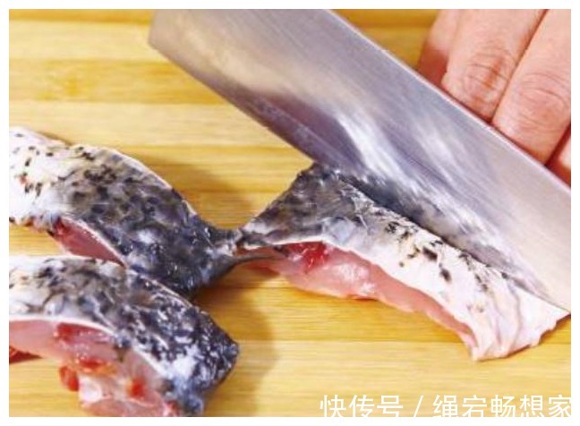 鱼贩|请停止食用这4种鱼，可能含有甲醛和重金属，鱼贩别扩散了