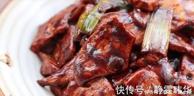 下馆子时，懂行的人从来不点这道菜，厨师味道虽好，但就是太脏