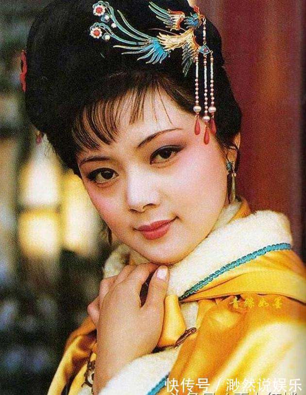 薛宝钗&贾宝玉、林黛玉的大名叫什么薛宝钗的大名,比他们两人的都大气