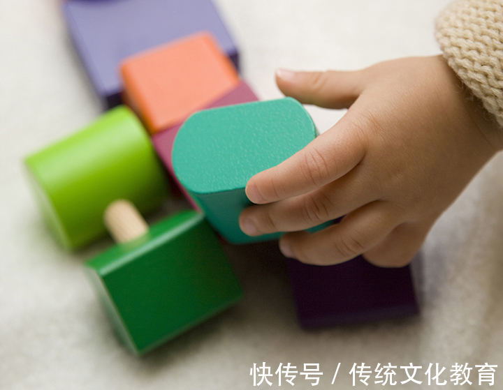 更上一层楼|宝宝聪不聪明,从手部就能反映出来,若娃有这三个特征就偷着乐吧