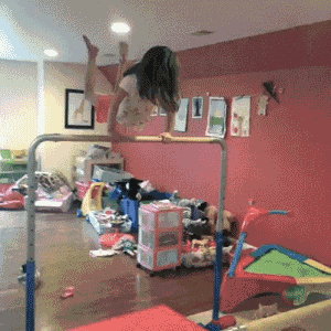 |搞笑趣图:女神和女汉子坐姿的区别