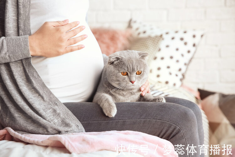 剖宫产|为要儿子,49岁产妇拼三胎,剖宫产后虽得儿子,但全家人希望破灭