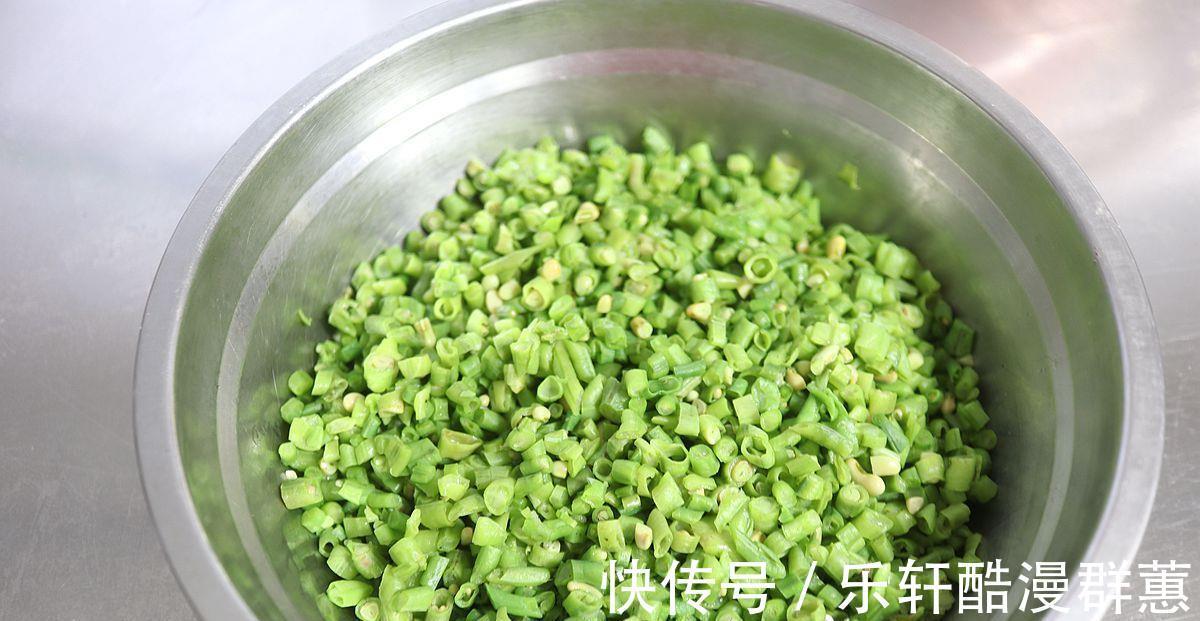 豆角|早餐吃它既营养又丰富,只需蒸一蒸,就可以迟到热腾腾的包子