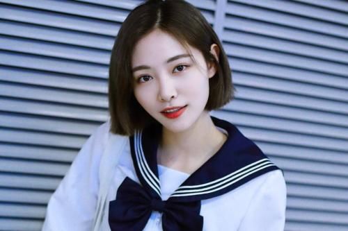 《青春有你2》连概念都抄《创造101》？舞台相似，文案也雷同