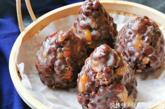 女人不管多忙，都要做这甜品吃，香甜软糯简单易做，对女人特好