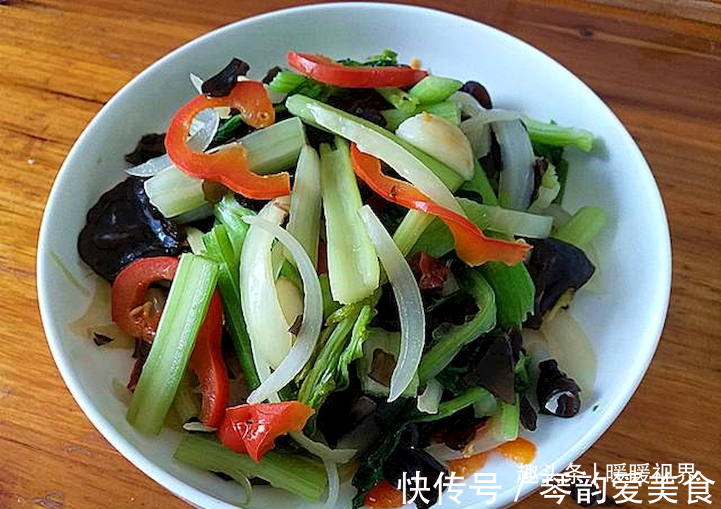 红椒|冬天多吃此菜,膳食纤维多,排出隔夜黑宿便,腰也越来越细了