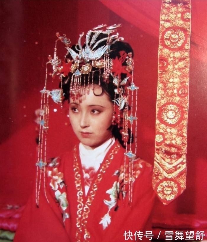 荣国府&林黛玉父母双亡,没有半点利用价值,为何荣国府却愿意和她联姻?