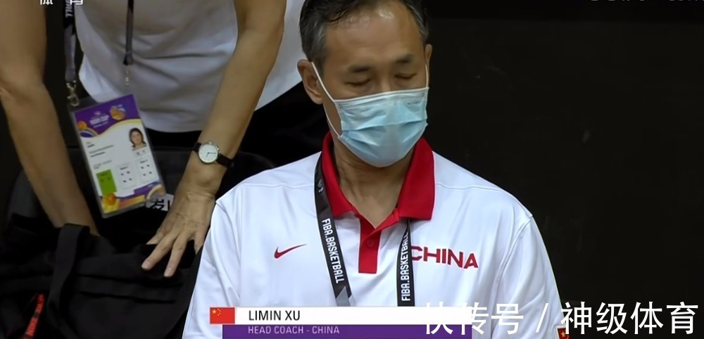 中國女籃|李緣無奈控球12秒、李月汝遭喬丹式搶斷,中國女籃真的被看透了