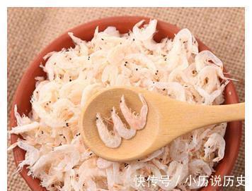 彤彤|11岁女童一年长高25公分,儿科主任,3种食物是长高的加速器