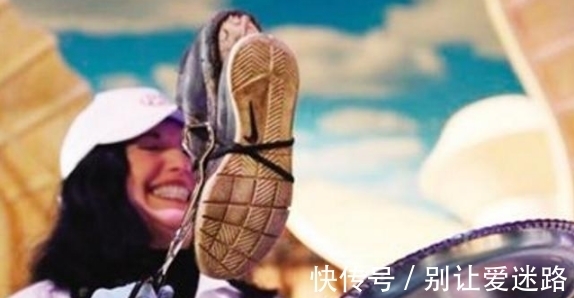 參賽選手|紐約舉辦臭腳比賽,12歲男孩奪冠,裁判:嗆的直落淚關(guān)鍵還有余臭