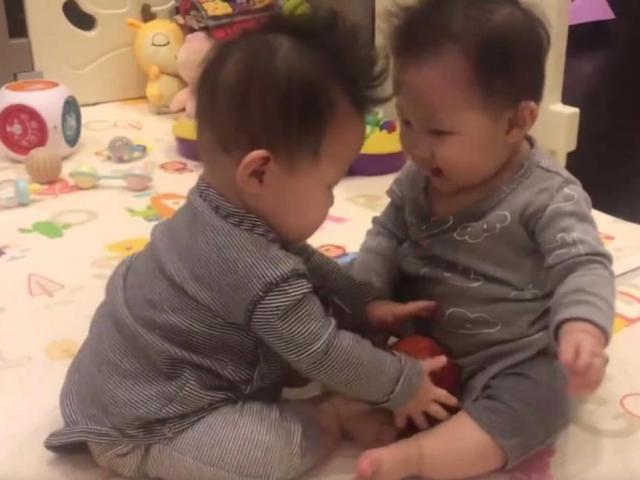 姓氏|“屎”姓爸爸给双胞胎取名,好听又有寓意,老师看了也忍不住夸赞