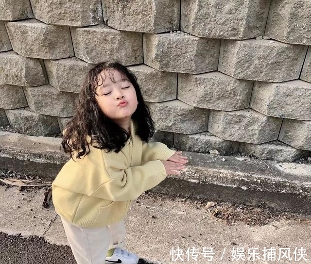 表情包 没想到有一天，我会跟着表情包做发型