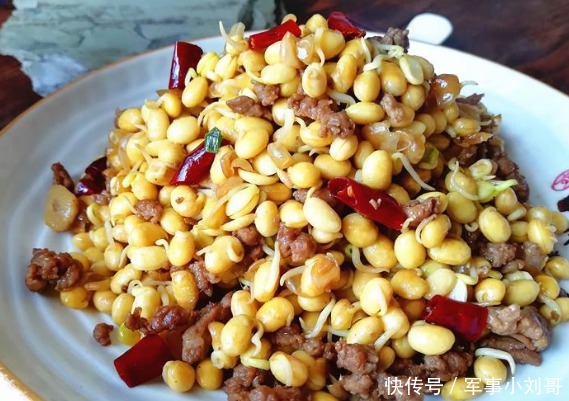 健腦養(yǎng)顏護膚祛脂降壓，嚼著特別的香，味道比飯店做的還要好吃