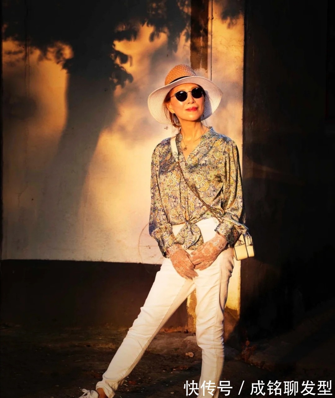 穿搭|这才是60岁奶奶该有的打扮,真实自然不做作,简单随意又显年轻