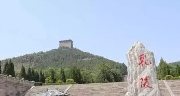 武则天的墓前有61个无头石人,千百年来无人明白,结果却被两个农民破解