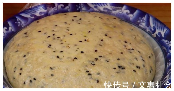 食用盐|鸡蛋别再炒着吃,加1把芝麻,这做法实在太香了,全家都爱吃