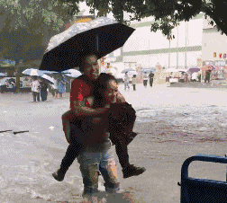 |搞笑GIF:做人还是厚道点比较好吧!怎么可以这样?