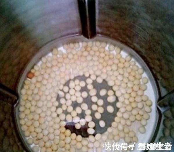 完全蛋白|“蛋白质仓库”被发现，是牛肉的2倍，鸡蛋的25倍，常吃长个