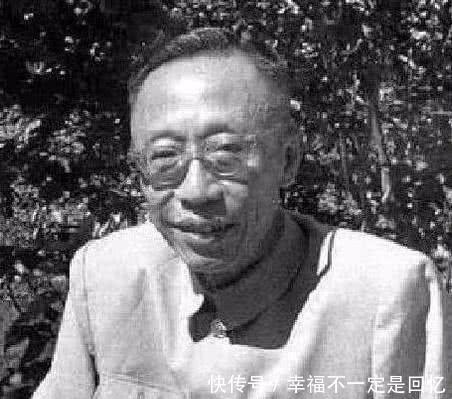 晚年|晚年溥仪游览故宫，遇到一个人后脸色大变，令陪伴的友人惊奇！