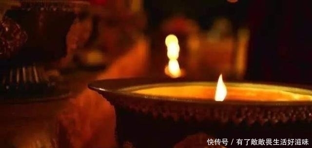 定陵被打开后,发现一盏“长明灯”,真的千古不灭?专家破解谜团