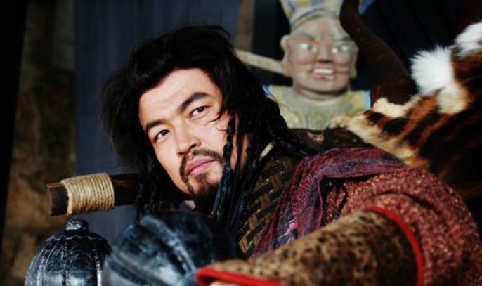 善终|梁山上此二人最狂,一人排名低得善终,一人排名高反而死得极惨