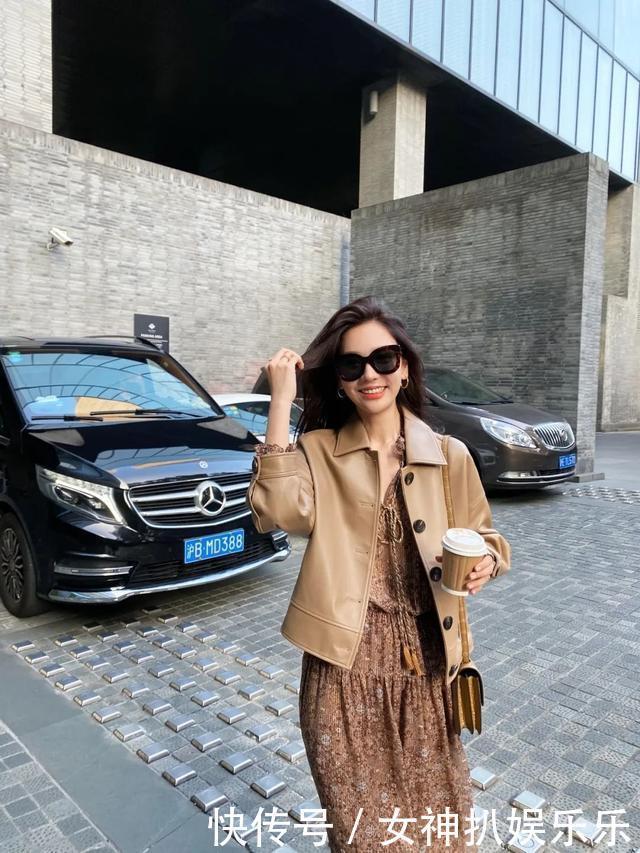 仪态满分|外套配裙子时髦人都在穿,还不赶快安排