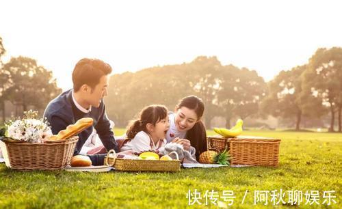 父母|31岁女儿催泪自述:重男轻女的家庭,让自己觉得出嫁等于出狱