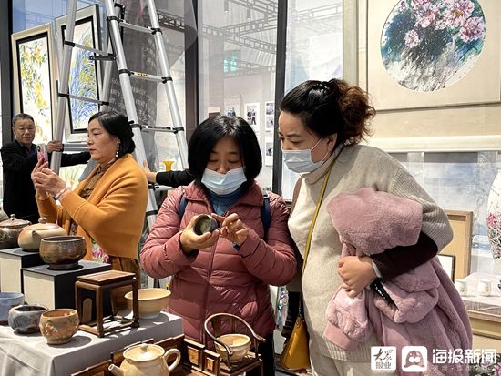 许炳棋&一起来逛展！陶琉精品荟萃 让人流连忘返