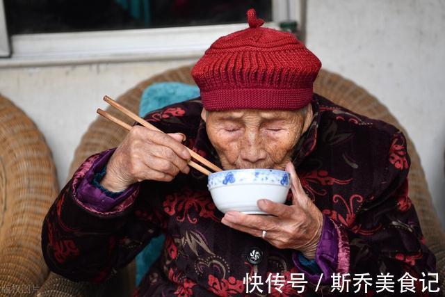 食物|98岁长寿老人,喜欢吃4种食物,符合现代科学,不妨了解下